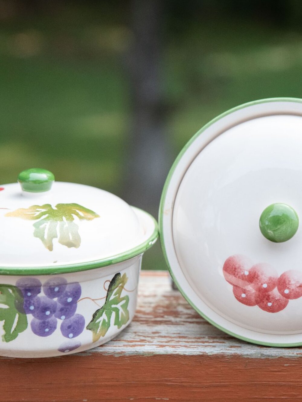 2 pc Vintage Casserole Dish w/ Lid Hand painted Grapevine Design 5" Across